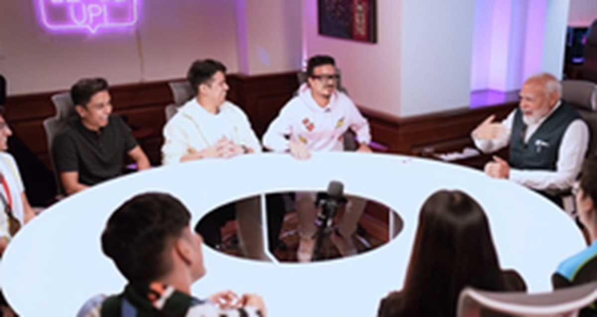 पीएम मोदी से गेमिंग क्रिएटर्स की मुलाकात, सभी ने बताया क्या हुई उनसे बात पीएम मोदी से गेमिंग क्रिएटर्स की मुलाकात, सभी ने बताया क्या हुई उनसे बात